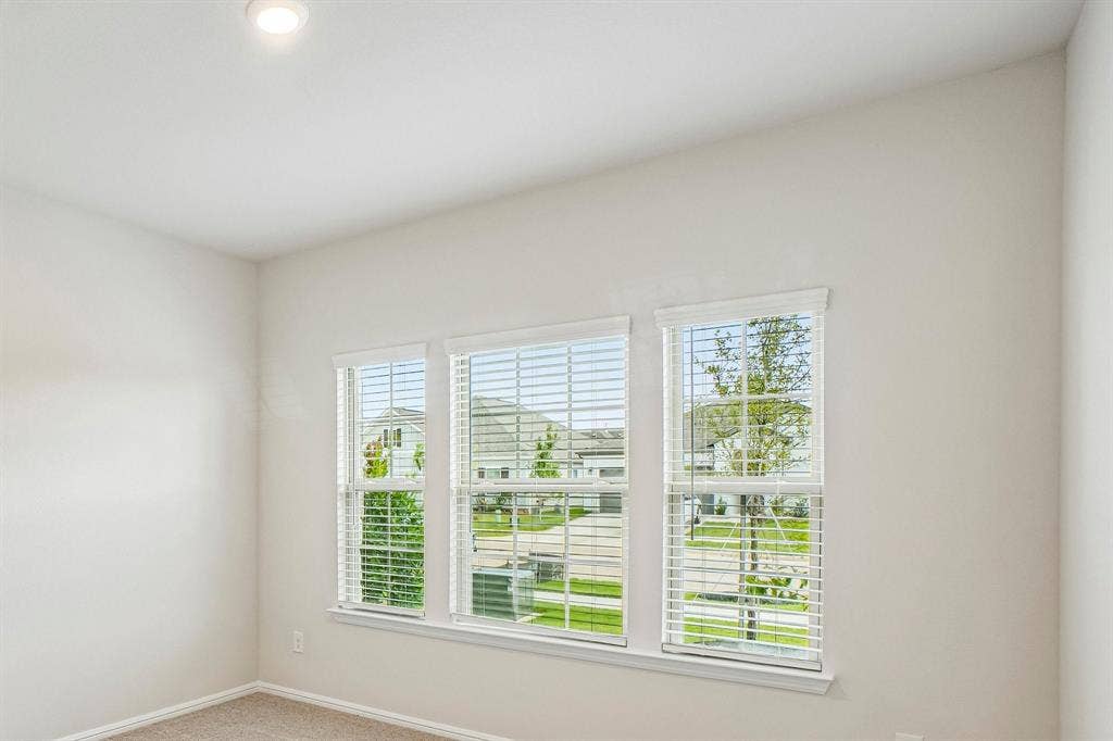 3205 Royal Forest Drive, Denton, TX 76208