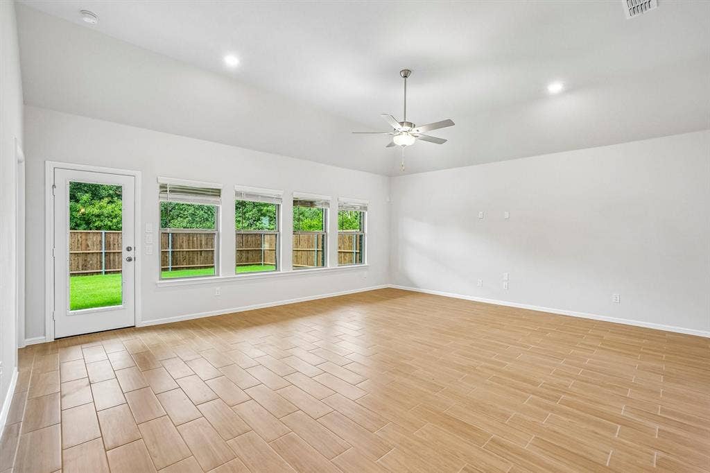 3205 Royal Forest Drive, Denton, TX 76208