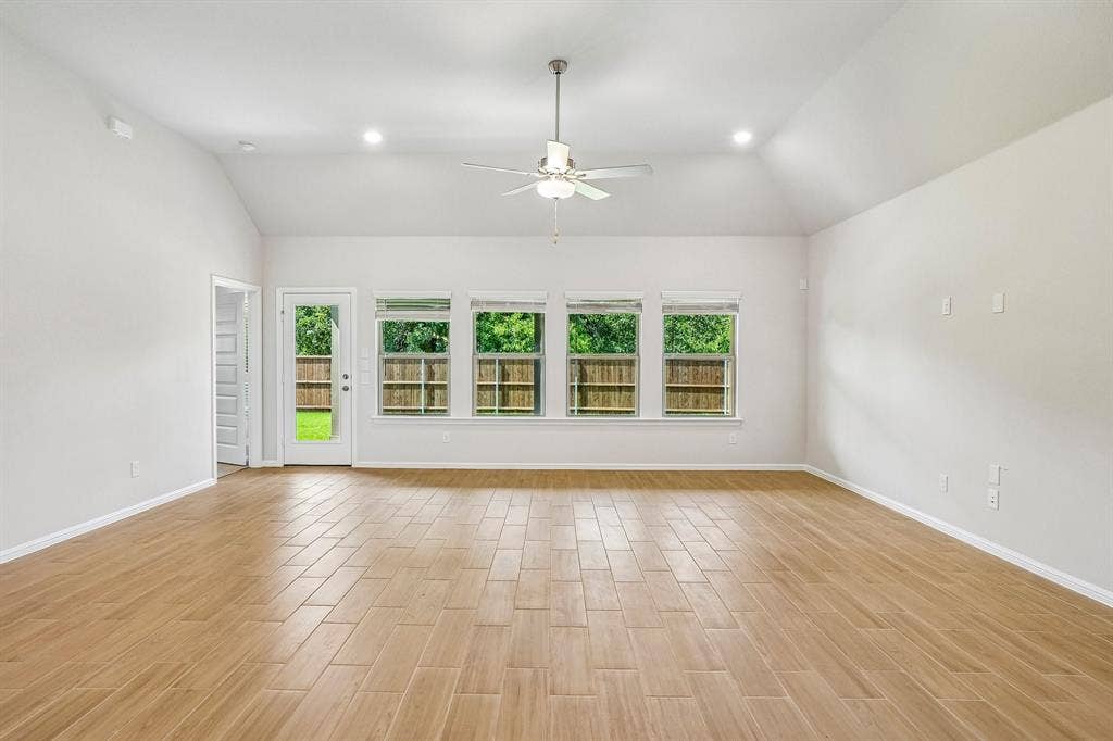 3205 Royal Forest Drive, Denton, TX 76208