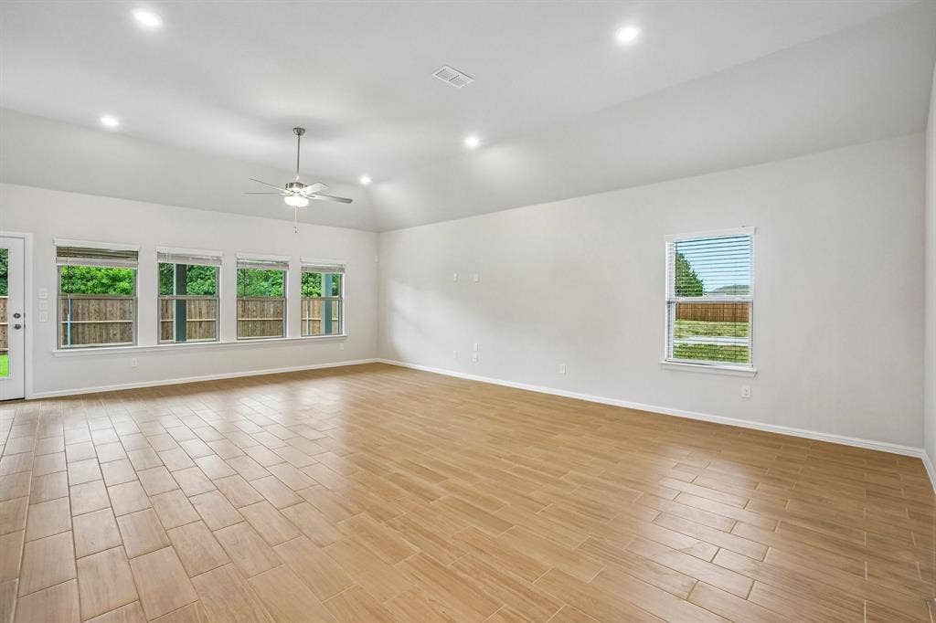 3205 Royal Forest Drive, Denton, TX 76208