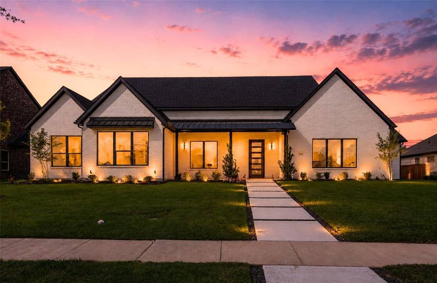 Property photo for 1011 Devonshire Drive S, Forney, TX