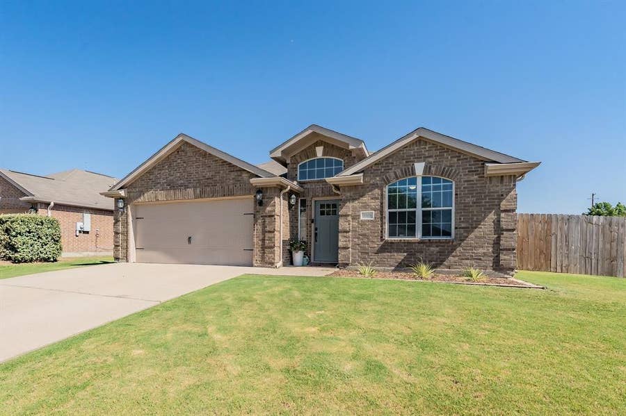 Property photo for 3304 Overstreet Lane, Royse City, TX