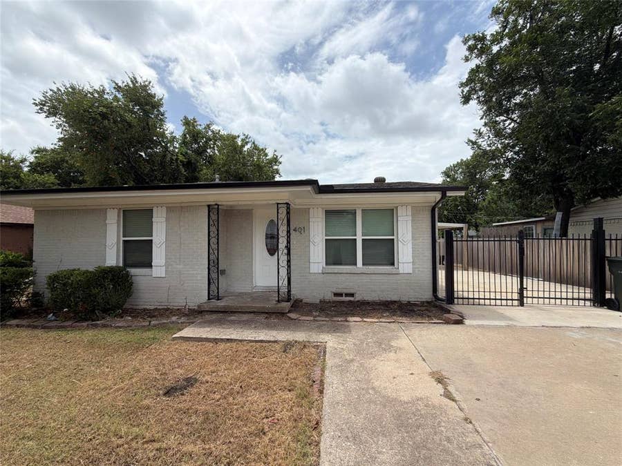 Property photo for 401 E Miller Road, Garland, TX