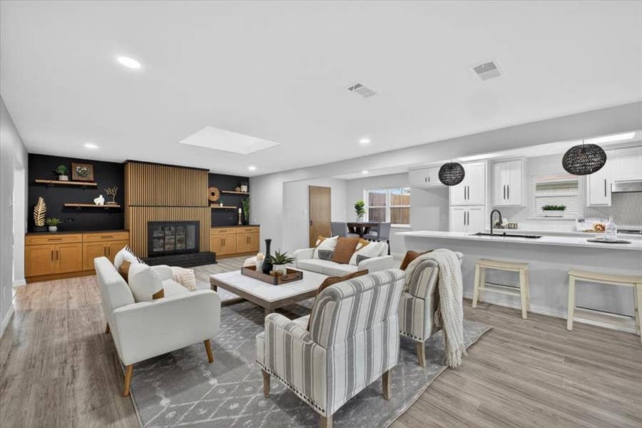 Property photo for 3330 Sharpview Lane, Dallas, TX