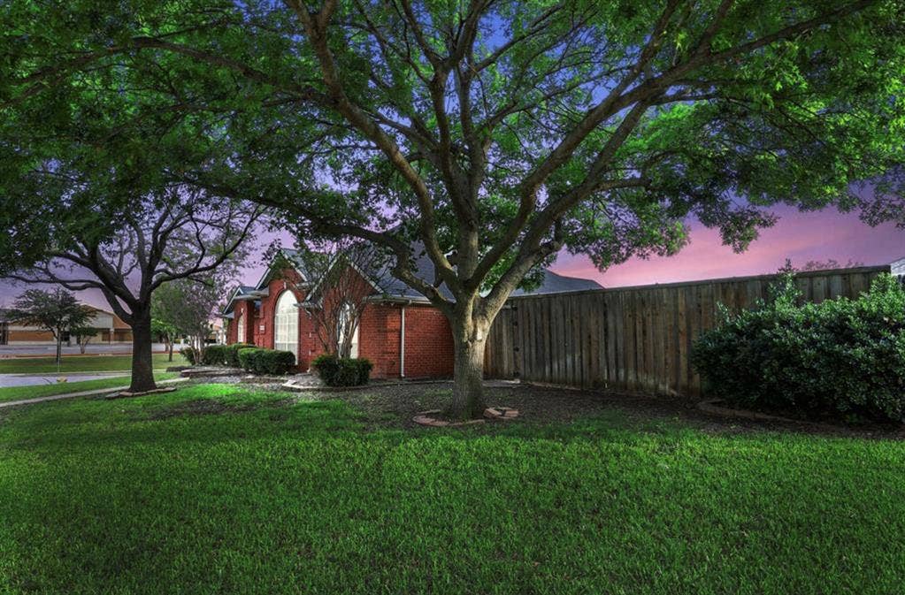 4500 Portrait Lane, Plano, TX 75024 4500 Portrait Lane, Plano, TX 75024