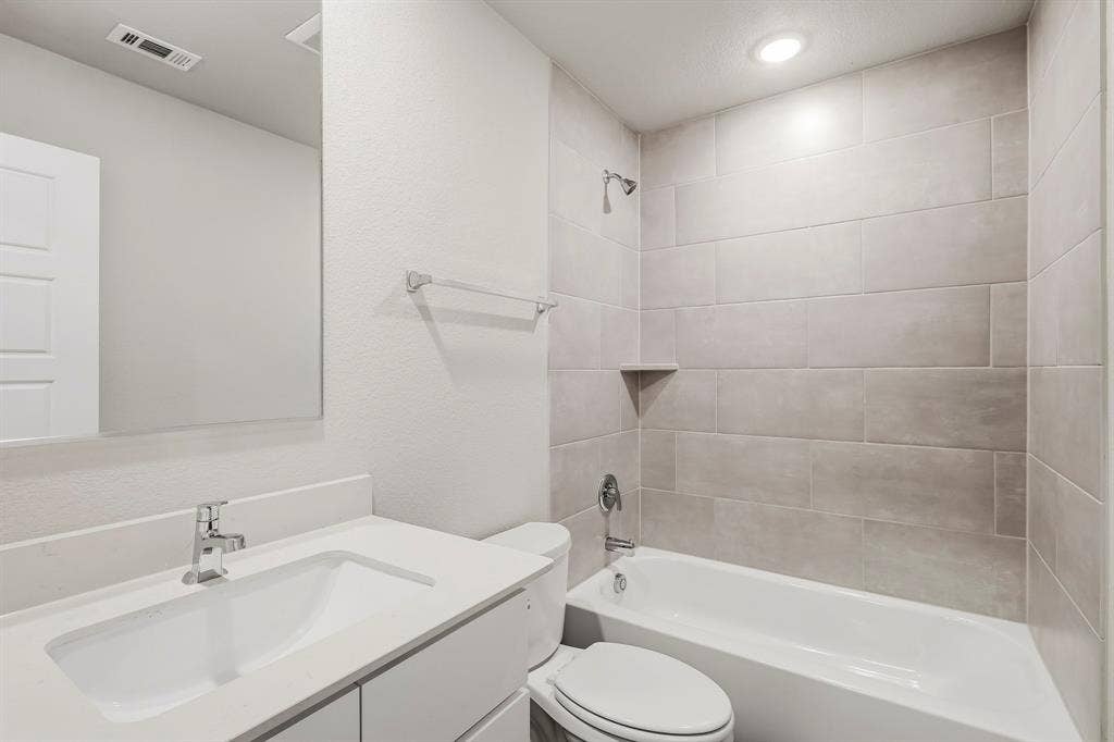 3261 Kelso Drive, Everman, TX 76140 3261 Kelso Drive, Everman, TX 76140