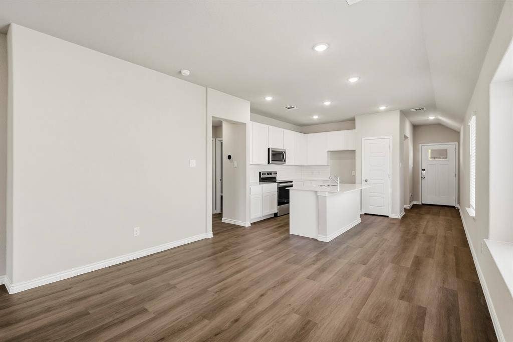 3261 Kelso Drive, Everman, TX 76140 3261 Kelso Drive, Everman, TX 76140