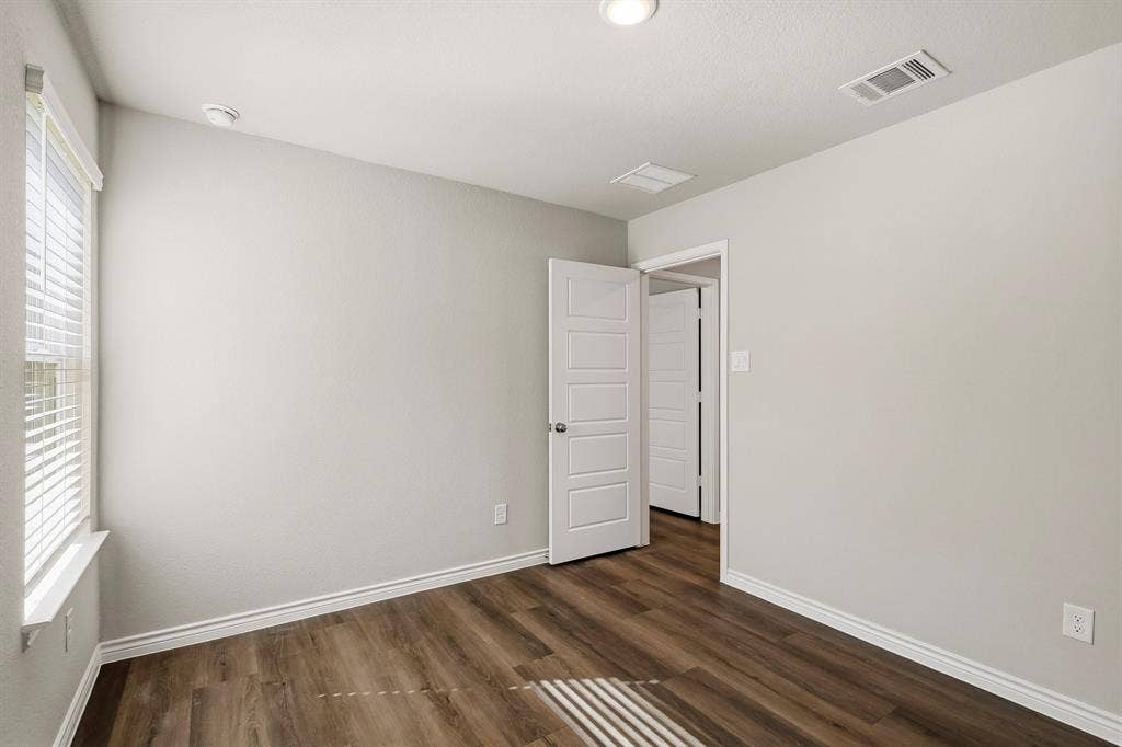 3261 Kelso Drive, Everman, TX 76140 3261 Kelso Drive, Everman, TX 76140
