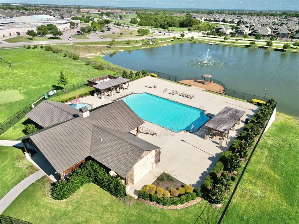 3319 Everly Drive, Fate, TX 75189 3319 Everly Drive, Fate, TX 75189