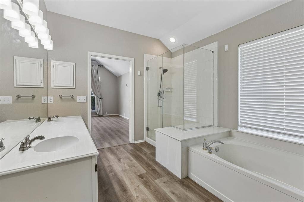 3313 Heatherbrook Drive, Plano, TX 75074 3313 Heatherbrook Drive, Plano, TX 75074