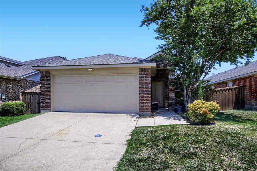 Property photo for 4004 Ridgetop Drive, Heartland, TX