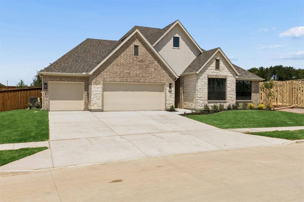2418 Silver Spring Court, Celina, TX 75009 2418 Silver Spring Court, Celina, TX 75009