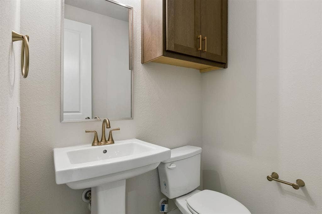2418 Silver Spring Court, Celina, TX 75009 2418 Silver Spring Court, Celina, TX 75009