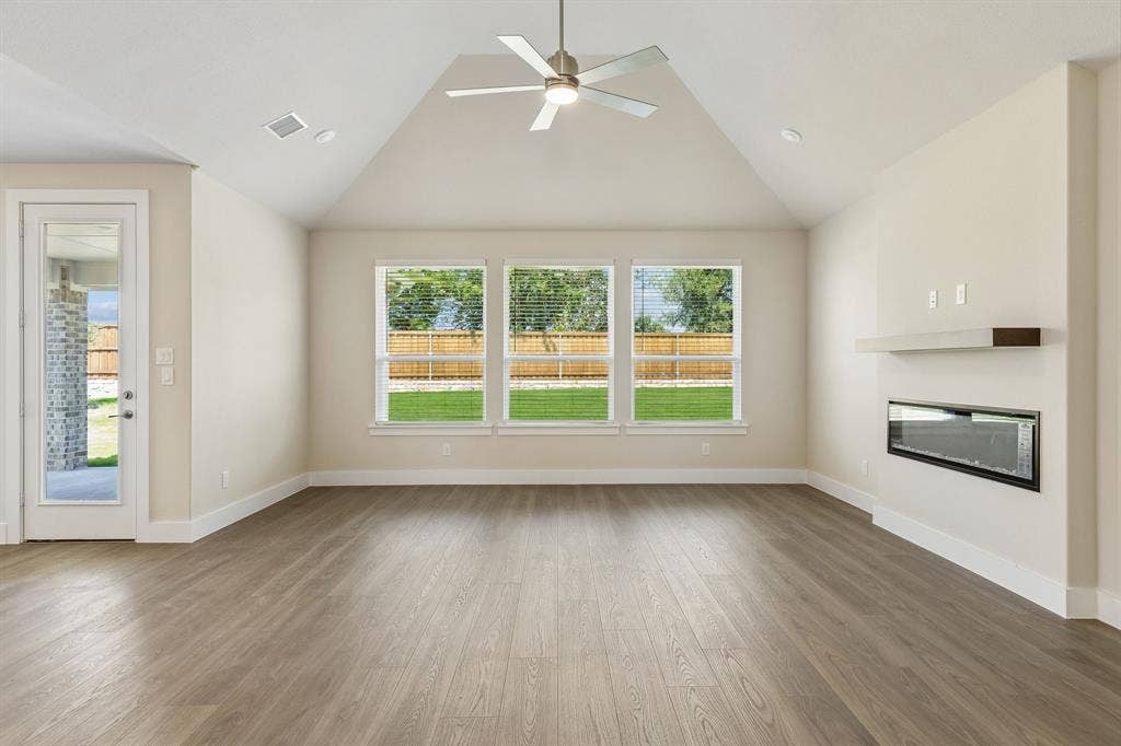 2418 Silver Spring Court, Celina, TX 75009 2418 Silver Spring Court, Celina, TX 75009