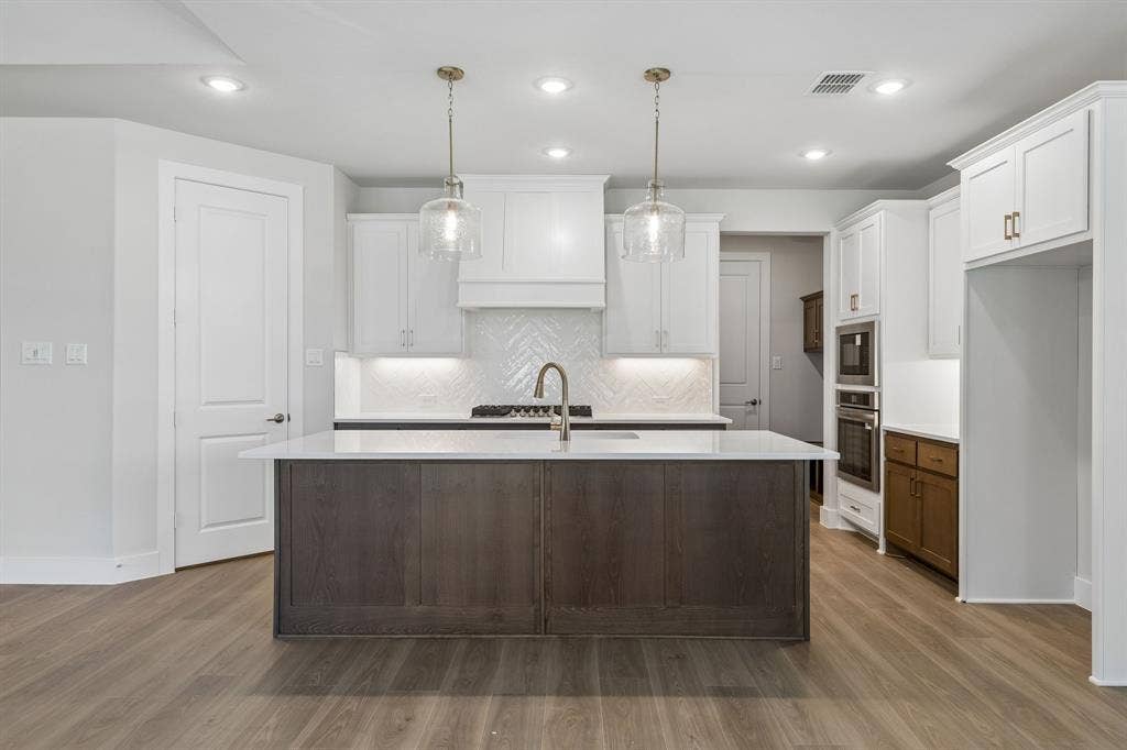 2418 Silver Spring Court, Celina, TX 75009 2418 Silver Spring Court, Celina, TX 75009