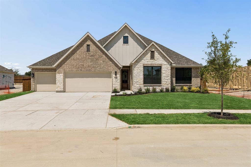 2418 Silver Spring Court, Celina, TX 75009 2418 Silver Spring Court, Celina, TX 75009