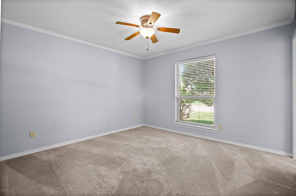 2112 Evergreen Drive, Plano, TX 75075 Bedroom 1 with Jack & Jill bathroom