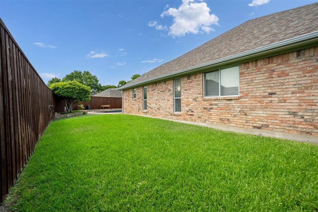 2112 Evergreen Drive, Plano, TX 75075 Huge backyard space with grass