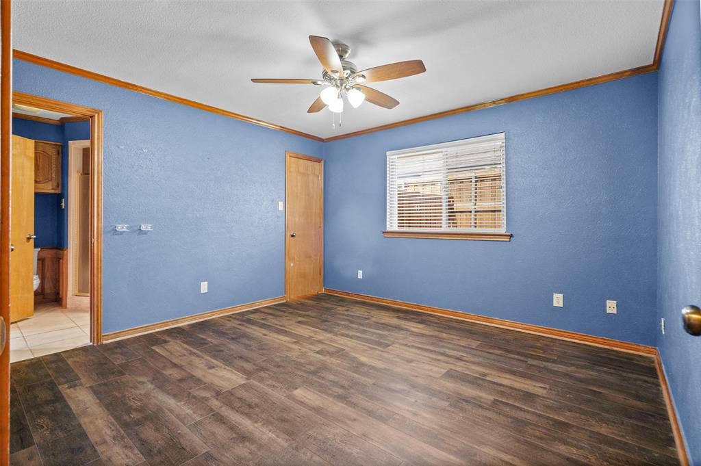2112 Evergreen Drive, Plano, TX 75075 Bedroom 3 on opposite side of the home with its own full bathroom