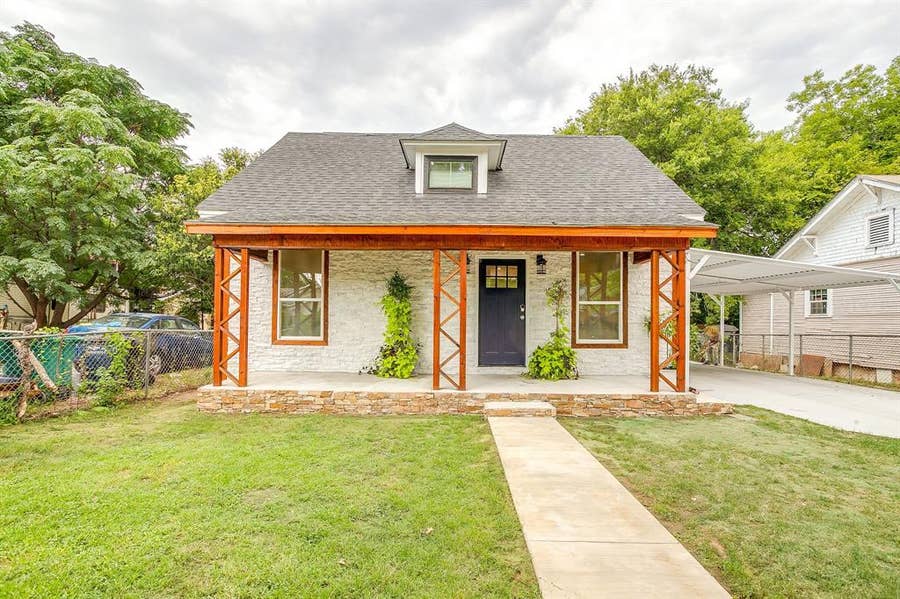 Property photo for 2214 Pearl Avenue, Fort Worth, TX