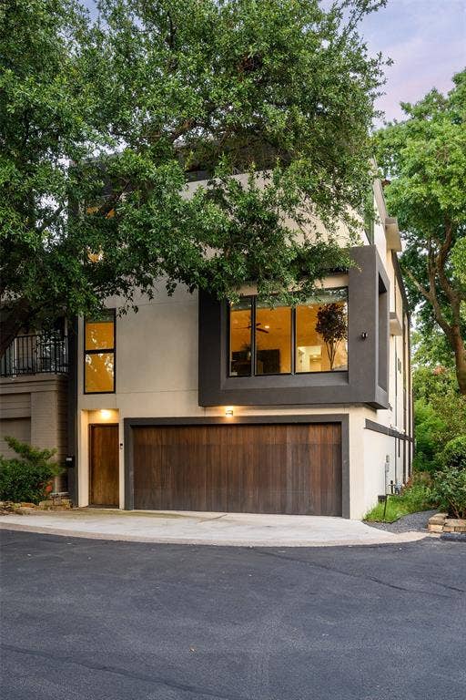 Property photo for 4610 Christopher Place, Dallas, TX