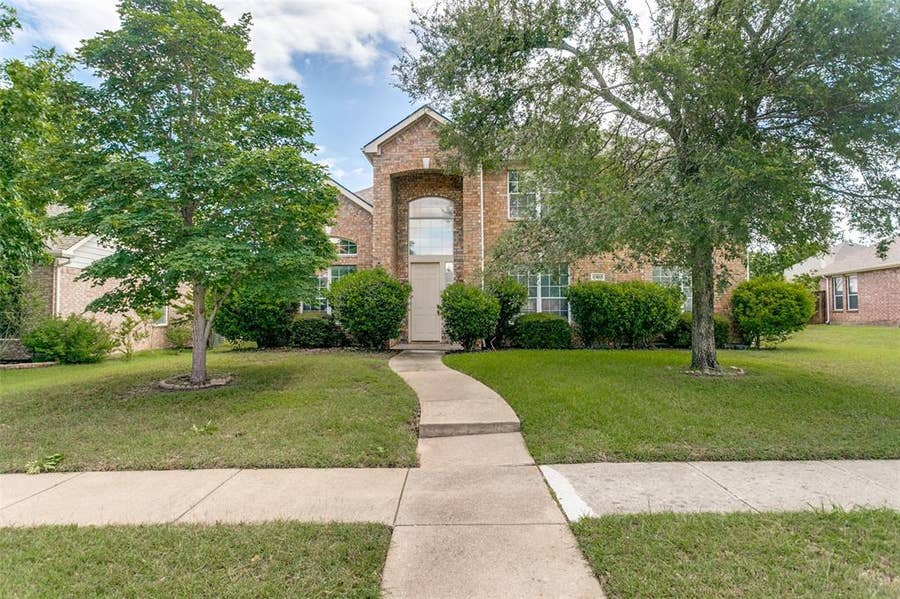 Property photo for 8300 Bent Tree Springs Drive, Plano, TX