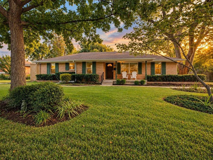 Property photo for 3056 Randy Lane, Farmers Branch, TX