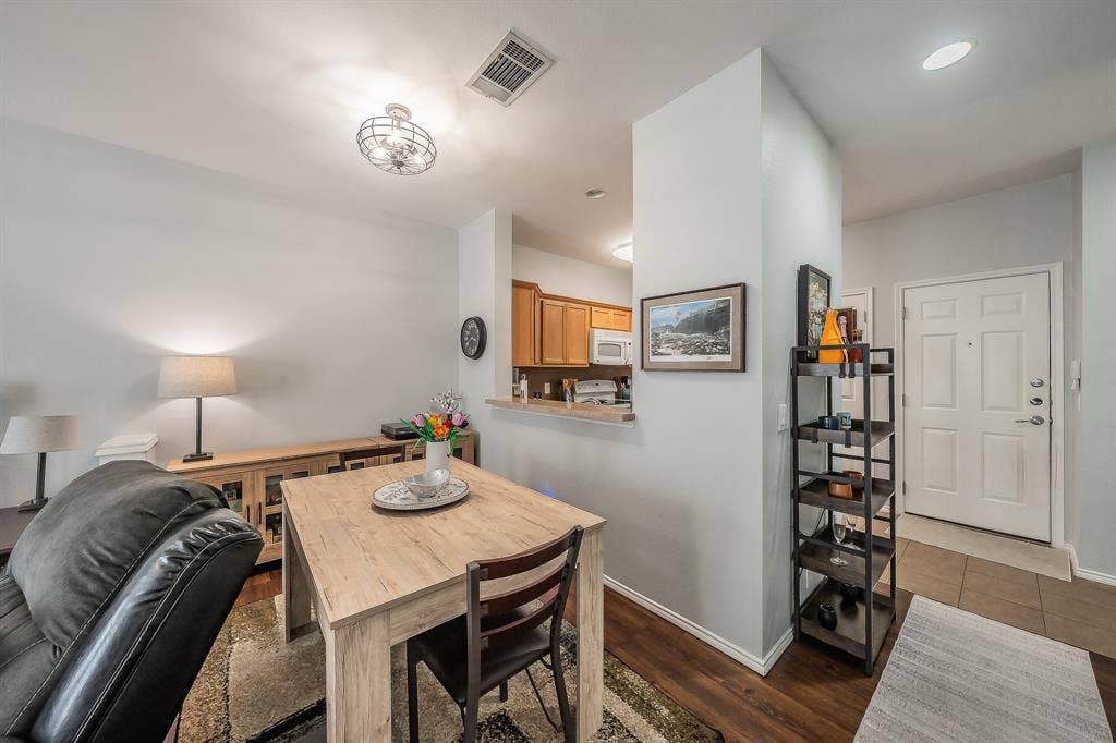 2741 Hyde Park Drive, Grand Prairie, TX 75050 2741 Hyde Park Drive, Grand Prairie, TX 75050