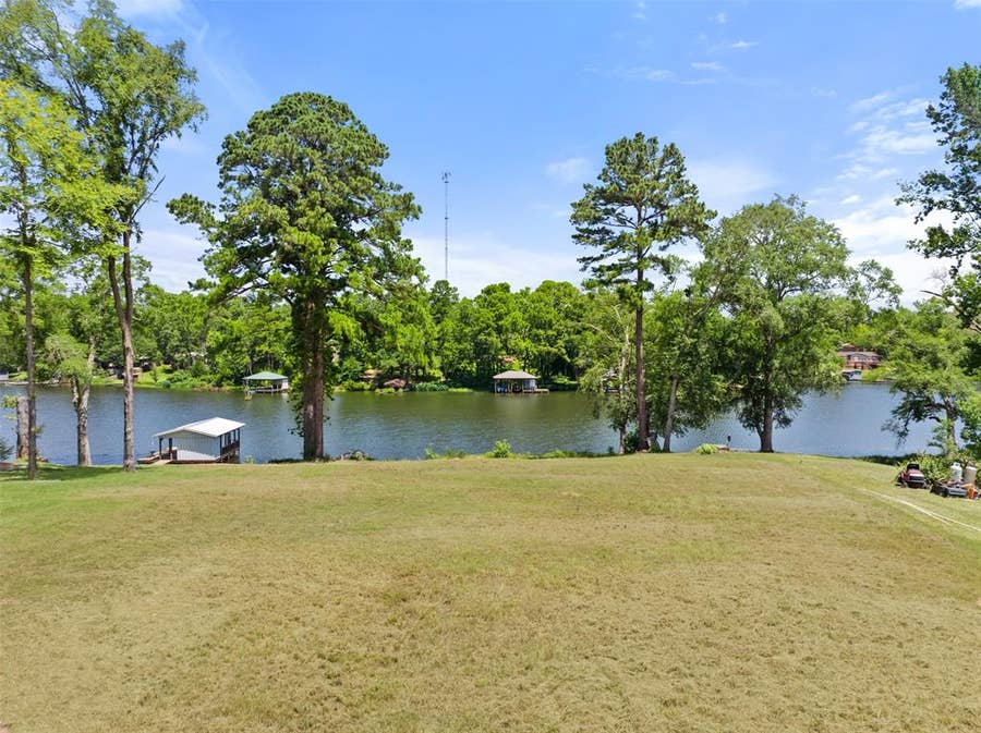 Property photo for 19921 Southside Circle, Winona, TX