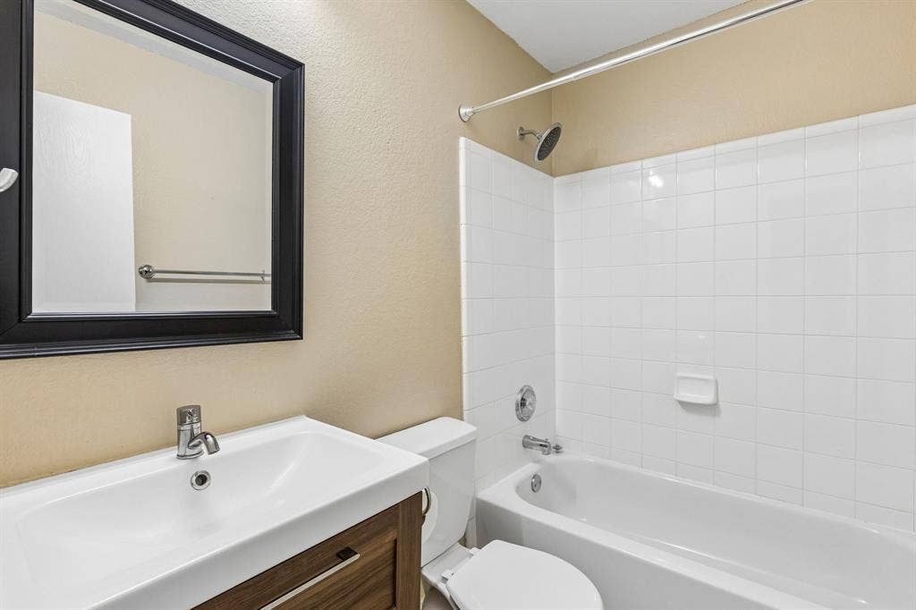 1001 Margaret Drive, McKinney, TX 75071 1001 Margaret Drive, McKinney, TX 75071