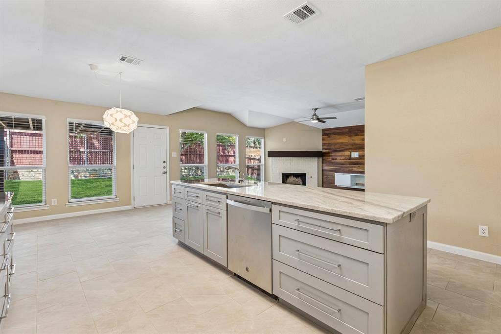 1001 Margaret Drive, McKinney, TX 75071 1001 Margaret Drive, McKinney, TX 75071