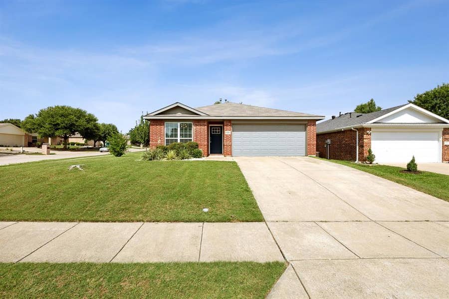 Property photo for 1001 Margaret Drive, McKinney, TX