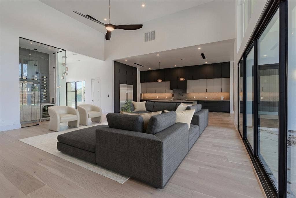 11232 Hillcrest Road, Dallas, TX 75230 11232 Hillcrest Road, Dallas, TX 75230