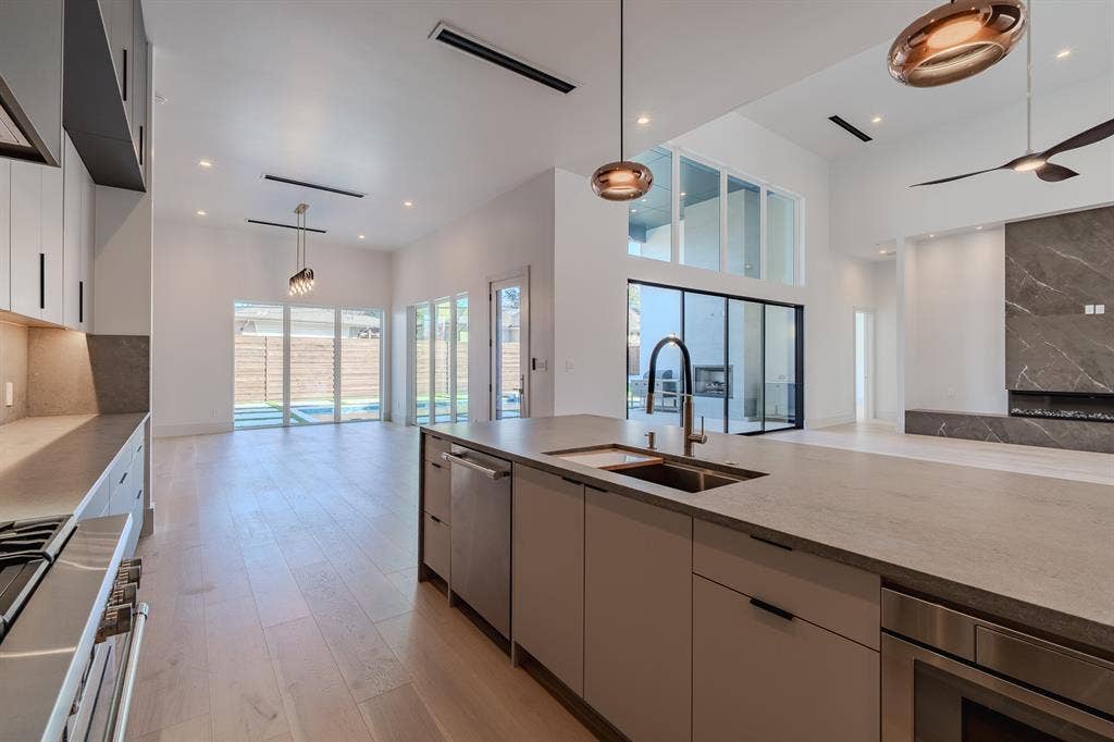 11232 Hillcrest Road, Dallas, TX 75230 11232 Hillcrest Road, Dallas, TX 75230