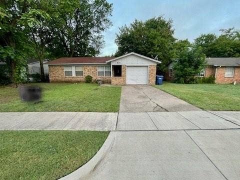 Property photo for 904 S Murray Street, McKinney, TX