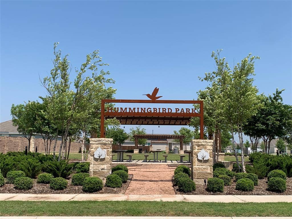 7212 Gray Wolf Lane, McKinney, TX 75071 View of community neighborhood park
