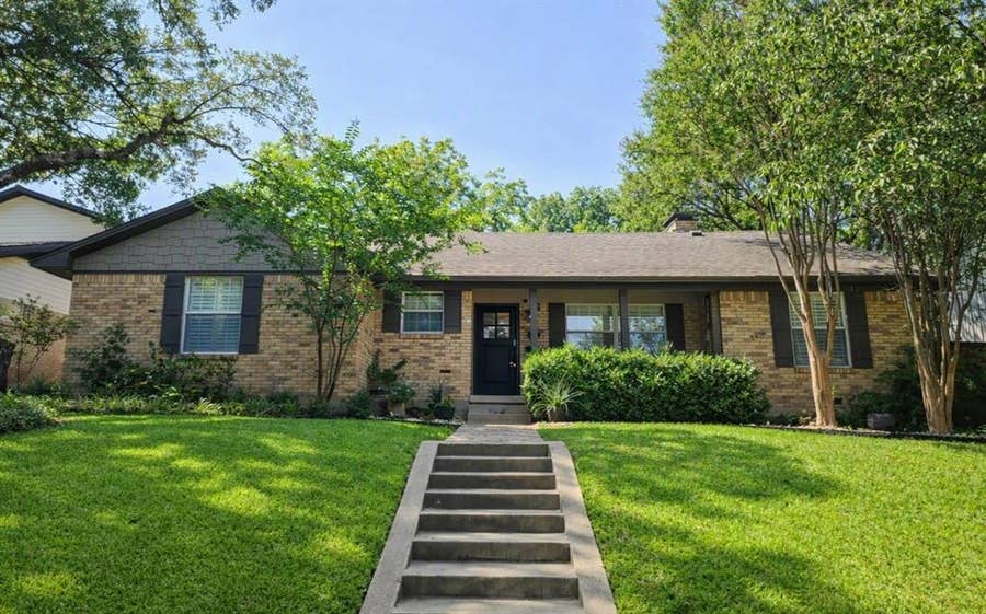 Property photo for 9784 Maplehill Drive, Dallas, TX