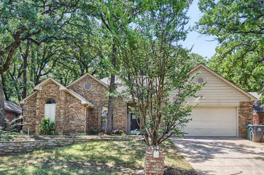 Property photo for 3414 Boyd Trail, Arlington, TX