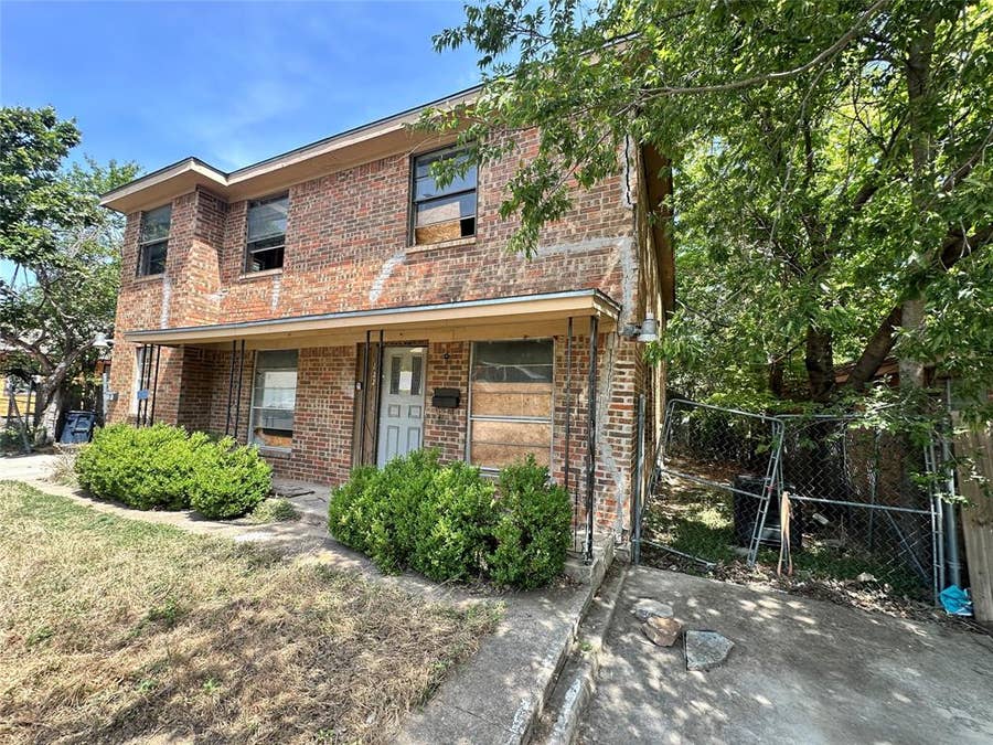 Property photo for 722 W Boyce Avenue, #2, Fort Worth, TX