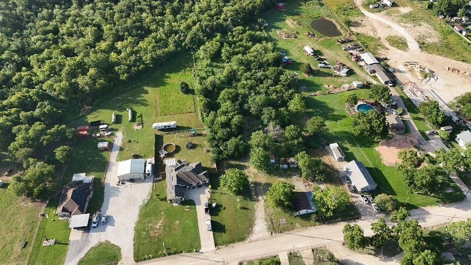 3817 Katy Lane, Bellmead, TX 76705 3817 Katy Lane, Bellmead, TX 76705