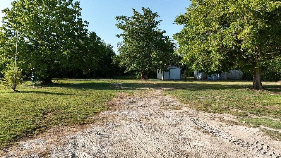 3817 Katy Lane, Bellmead, TX 76705 3817 Katy Lane, Bellmead, TX 76705