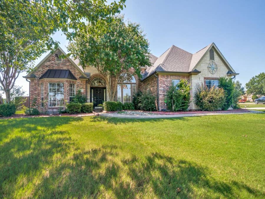 Property photo for 10074 Tipperary Trail, Forney, TX