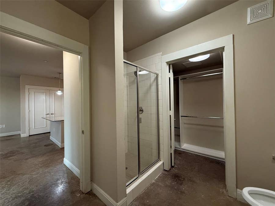 Property photo for 801 N Bishop Avenue, #1-108, Dallas, TX