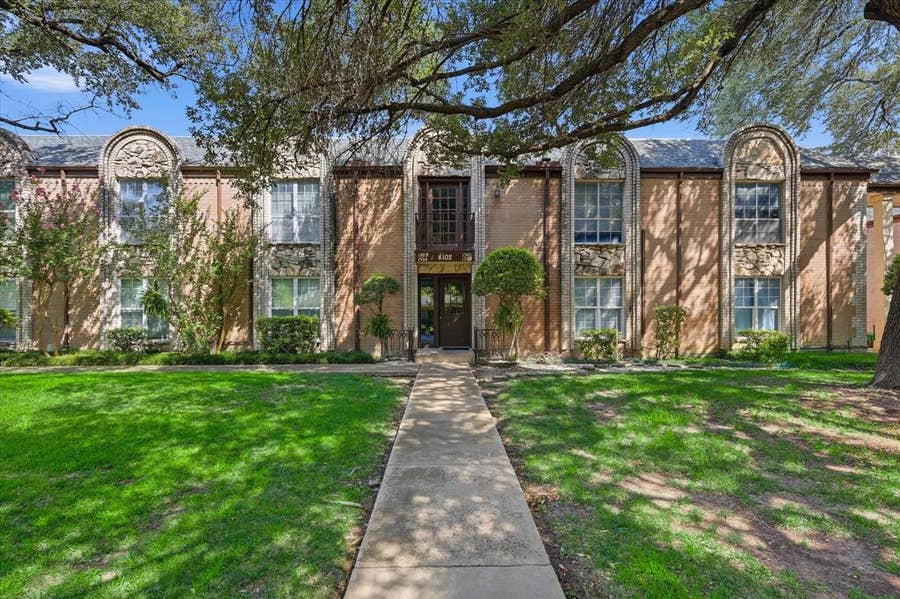 Property photo for 4102 Ridglea Country Club Drive, #1501, Fort Worth, TX