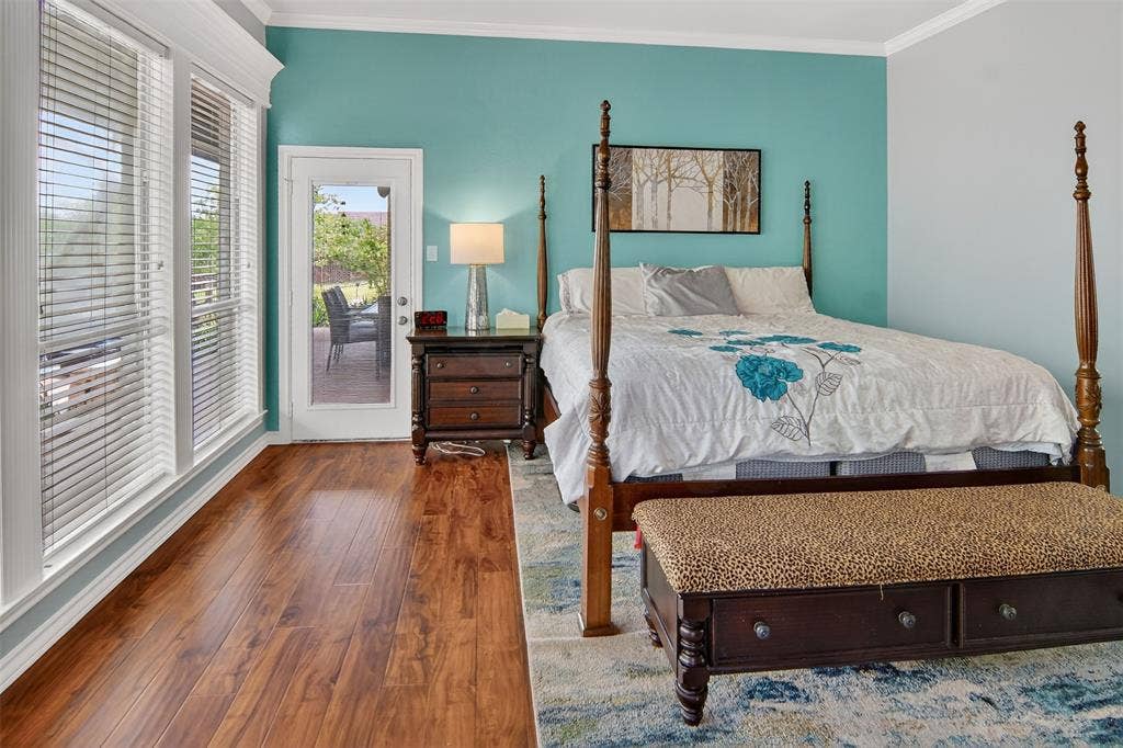 1202 Forest Park Drive, Weatherford, TX 76087 Primary bedroom has private access to covered backporch.