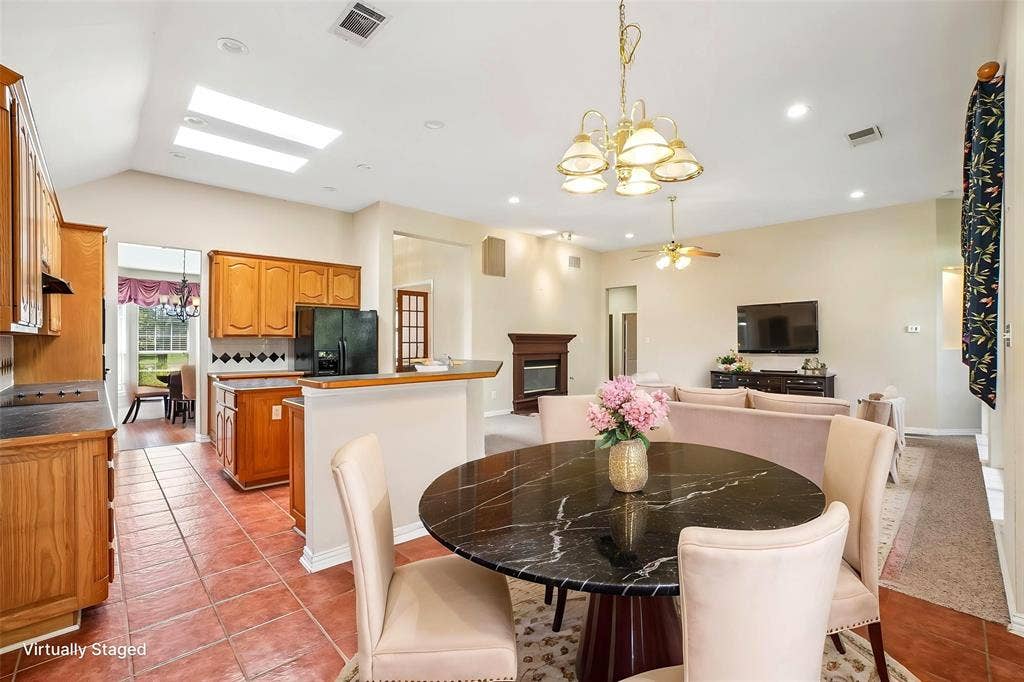257 Love Bird Lane, Murphy, TX 75094 257 Love Bird Lane, Murphy, TX 75094