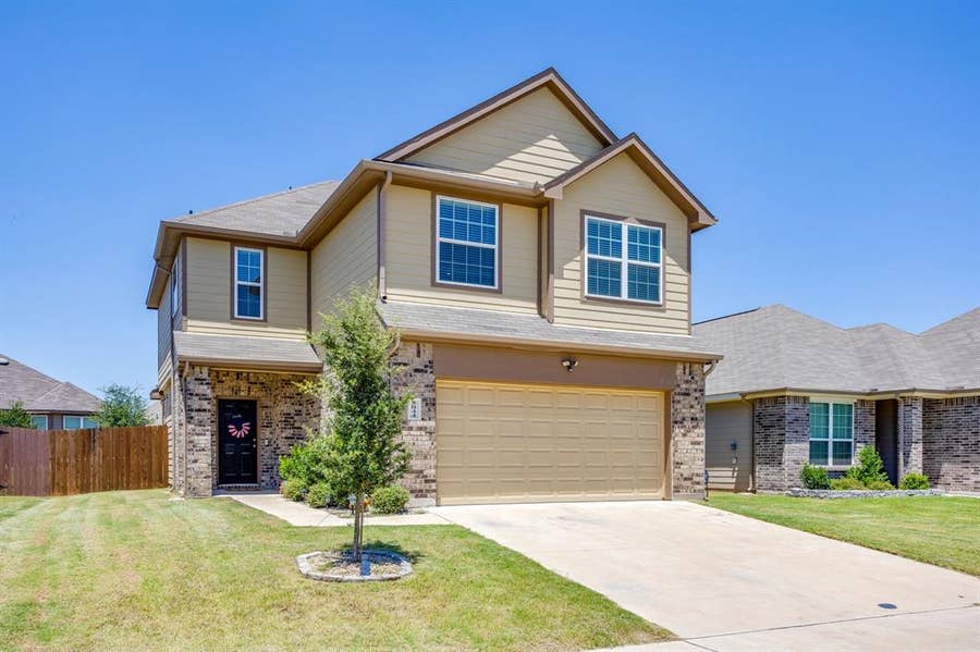Property photo for 5044 Chital Drive, Fort Worth, TX