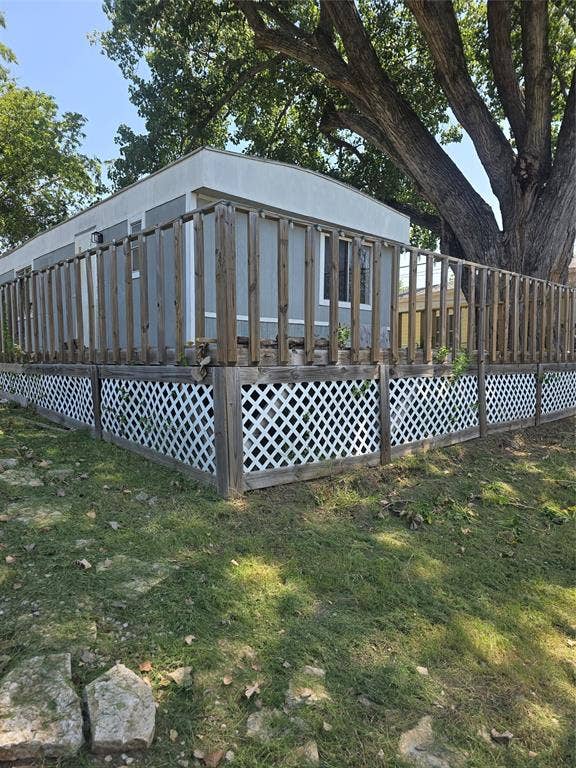 3903 Montgomery Drive, Granbury, TX 76049 3903 Montgomery Drive, Granbury, TX 76049