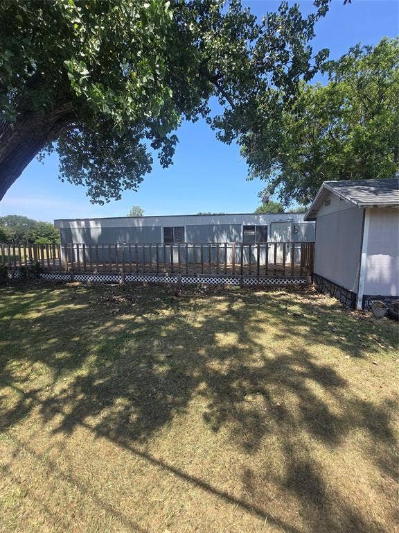 3903 Montgomery Drive, Granbury, TX 76049 3903 Montgomery Drive, Granbury, TX 76049