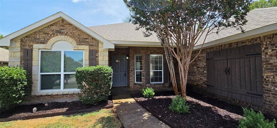 Property photo for 730 Mr Haney Drive, Midlothian, TX